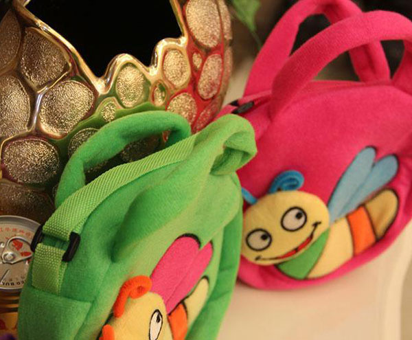 手袋玩具行业